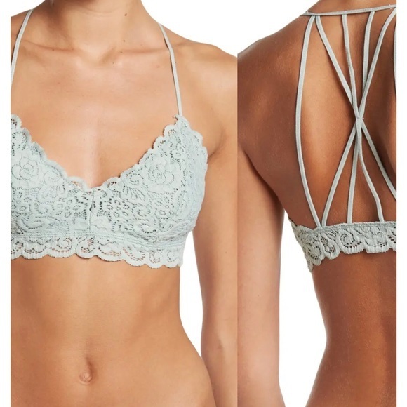 NWT Nordstrom “Wishlist” Lovely Aqua Triangle Lacy Strappy Bralette. Lar… - Picture 1 of 3
